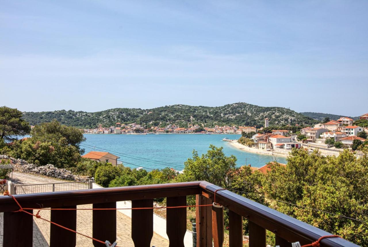 Apartments And Rooms By The Sea Tisno, Murter - 5128 Esterno foto